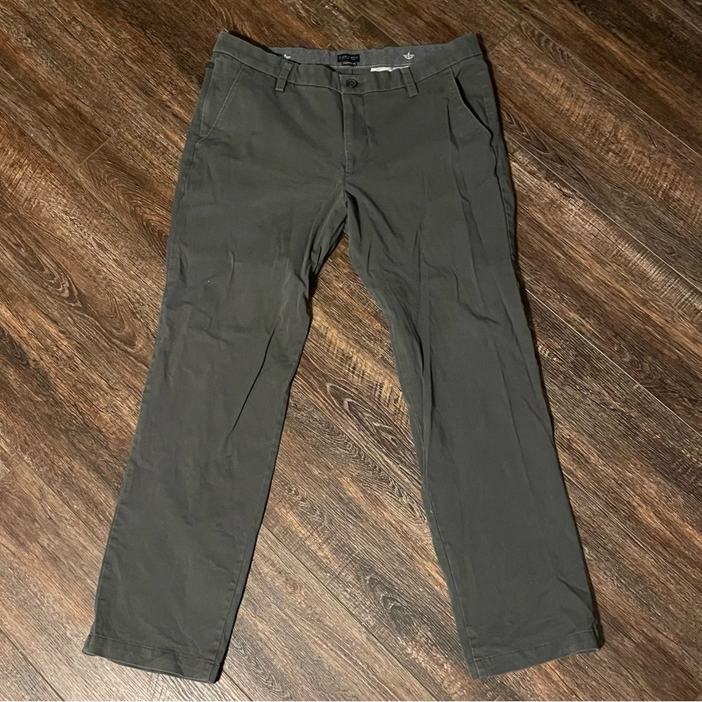 Dockers Grey Dress Pants / Men’s Size 36x32